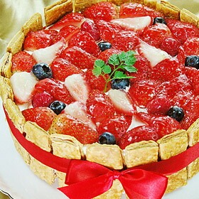 パティスリー・ドゥ・ジェニアル ミックスベリーのケーキ