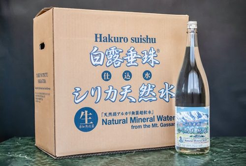 山形県鶴岡市 竹の露 白露垂珠仕込み シリカ天然水 1800ml×8本セット 17,000円
