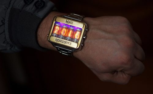 マースプラネット(MARS PLANET) ニキシー管 腕時計