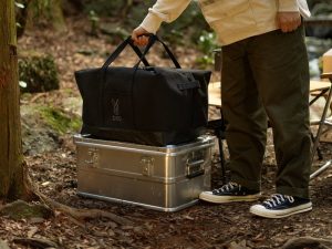 キャンプ向けバッグのおすすめ19選。軽量で持ち運びやすいモノもラインナップ