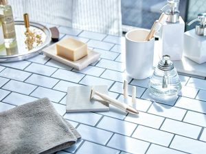 眉シェーバーのおすすめ23選。乾電池式と充電式に分けてラインナップ