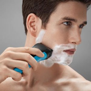 電気シェーバーのおすすめ18選。肌に優しい深剃りができるモデルもラインナップ