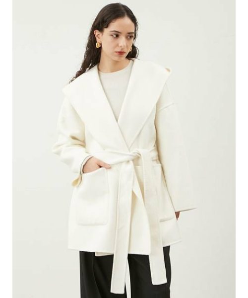 ミラ オーウェン(Mila Owen) 共布ベルト付ハーフ丈フードリバーコート