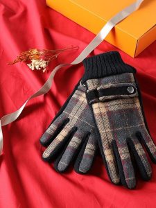 【2024年版】クリスマスプレゼントのおすすめランキング。人気アイテムや相場も解説