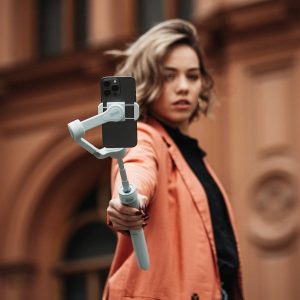 【2026年版】スマホ用ジンバル・スタビライザーのおすすめ17選。人気のモデルもご紹介