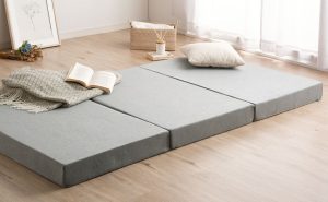 三つ折りマットレスのおすすめランキング12選。自分に合う製品の選び方もご紹介