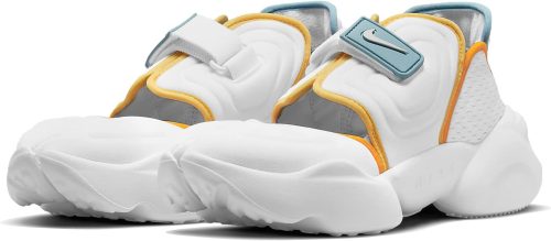 ナイキ(NIKE) アクア リフト