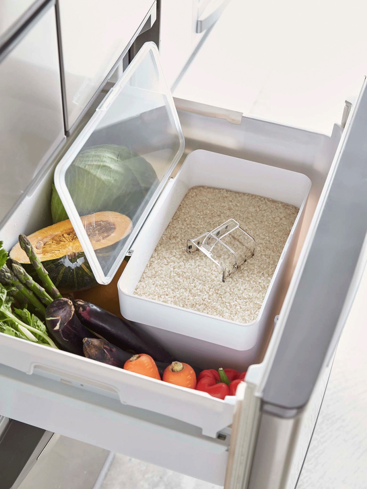 冷蔵庫に入る米びつのおすすめ16選。省スペースで収納できる便利アイテム