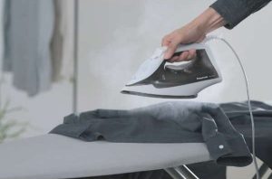 安いアイロンのおすすめ17選。コスパに優れたモデルをご紹介