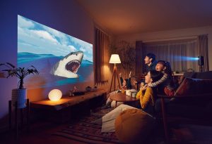 テレビが見られるプロジェクターおすすめ5選。省スペースかつ大画面で映像を楽しめる