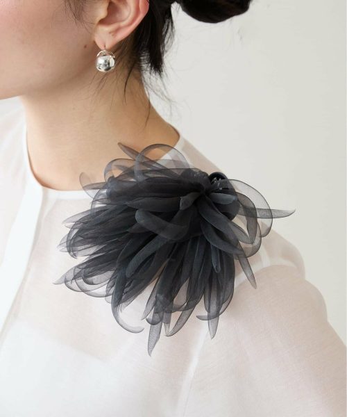 ヴェルメイユ パー イエナ(VERMEIL par iena) シルクオーガンジーコサージュ