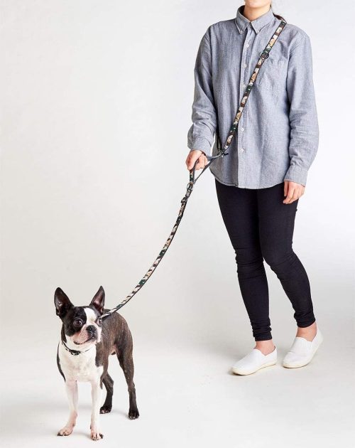 ペティオ(Petio) エシカルドア 迷彩ショルダーリード W57810