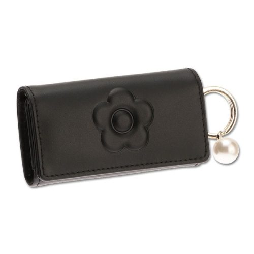 マリークワント(MARY QUANT) エンボスデイジーパール キーケース