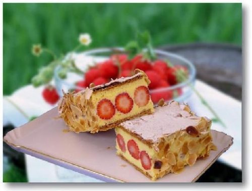 パティスリー ドゥ ジェニアル 苺のミルフィーユ