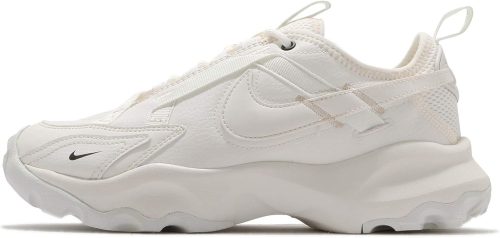 ナイキ(NIKE) TC 7900 ウィメンズ