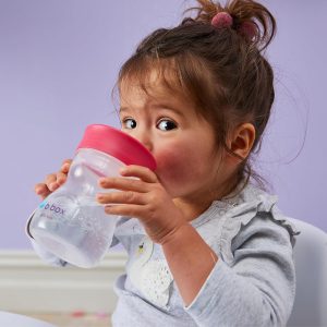トレーニングマグのおすすめ20選。コップ飲みの練習にあると便利