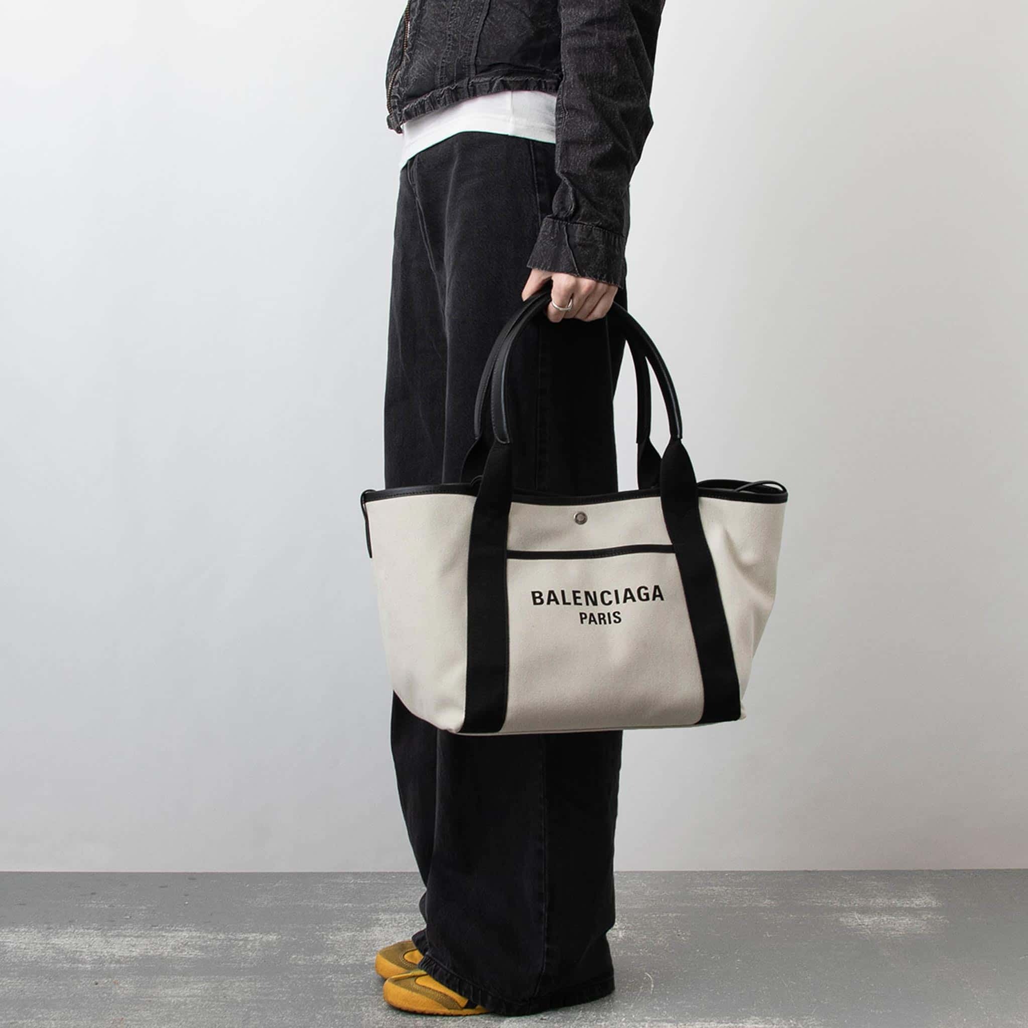 おすすめ☆大人気【BALENCIAGA】ハンドバッグ 6837c216cc142.jpg
