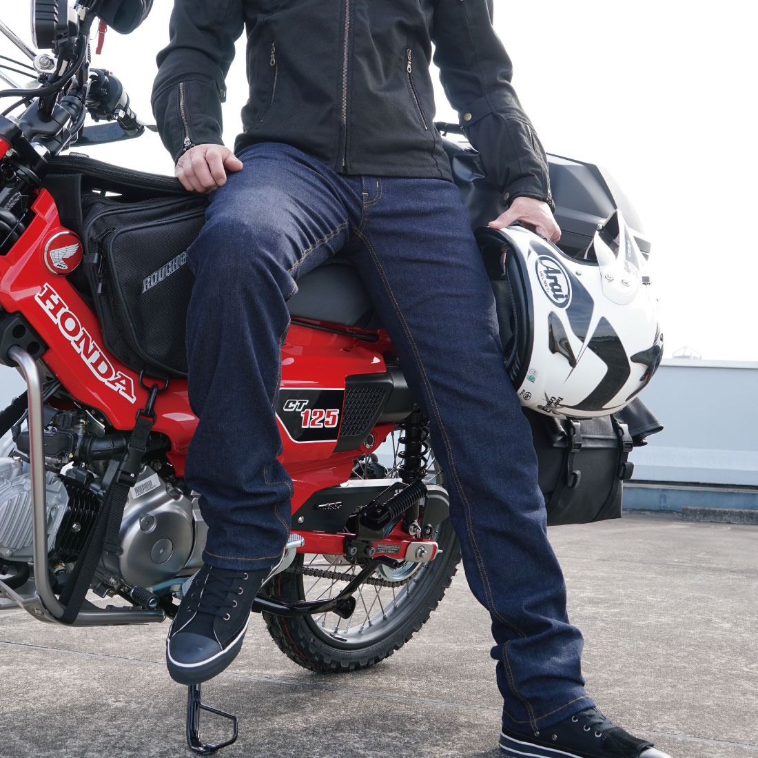 バイク用ジーンズのおすすめ20選。スタイリッシュに決まるデザインも