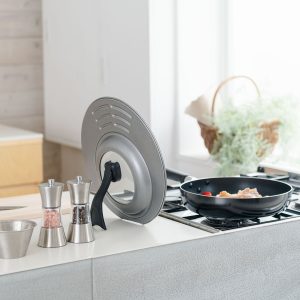 フライパンの蓋おすすめ16選。使いやすいシリコン製のモノもご紹介