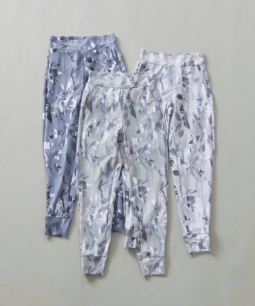 ジュリエ(Julier) Airleaf プリントレギンスパンツ