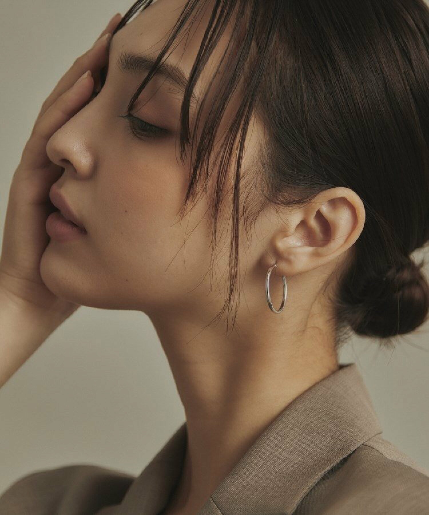 Pt900 シンプルフープピアス 約8×10mm /TSUTSUMI Pt900 シンプルフープピアス 約8×10mm /TSUTSUMI TSUTSUMI Pt900