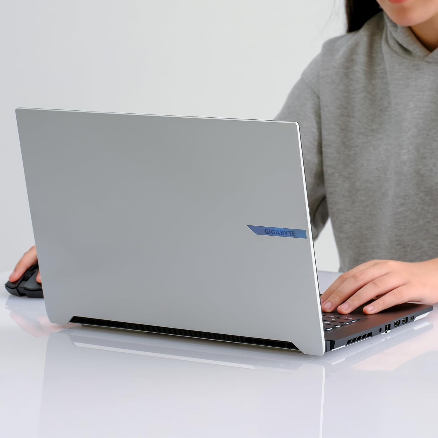 千20 超特価 初心者にお勧め CPU i5カメラ Office ノートパソコン 千20 超特価 初心者にお勧め CPU i5カメラ Office ノート