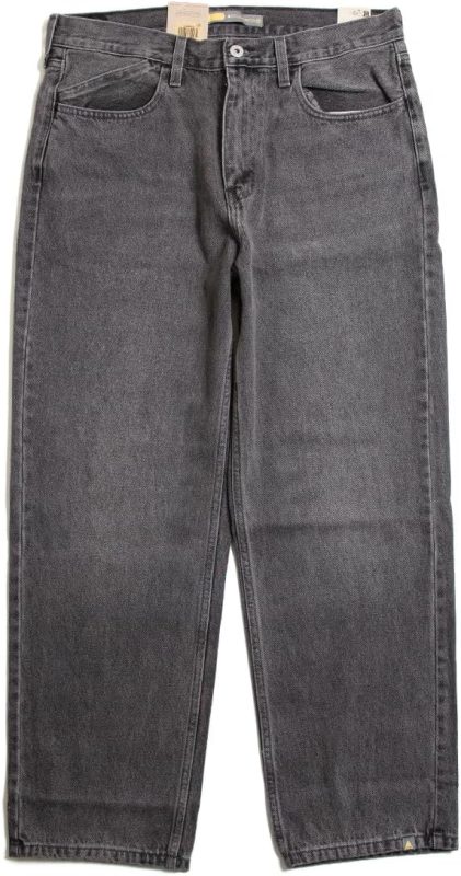 リーバイス(LEVI