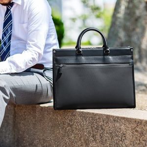 軽量ビジネスバッグのおすすめ21選。人気ブランドアイテムもご紹介