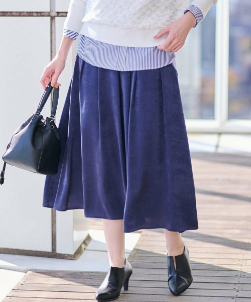 インディヴィ(INDIVI) スエード調サテンタックスカート