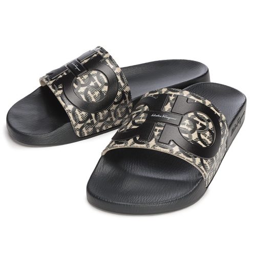 フェラガモ(FERRAGAMO) ガンチーニ ロゴ スライドサンダル