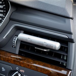 車用アロマディフューザーおすすめ12選。おしゃれな人気アイテムもご紹介