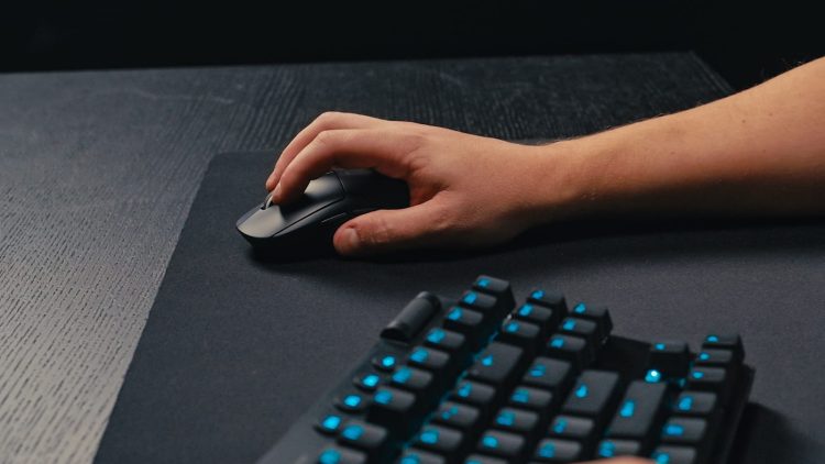 ゲーミングマウスのイメージ