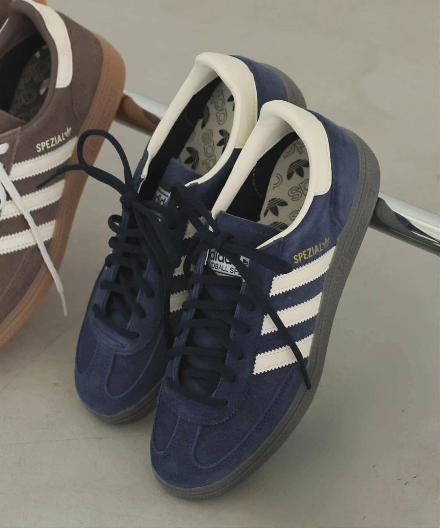adidas スニーカー adidas スニーカー アディダスから鼻や口が付いたスニーカー発売