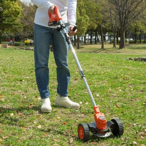 ファミラ 充電式コードレス4WAY草刈り機 04417