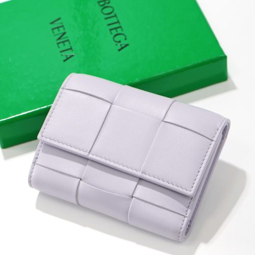 ボッテガ・ヴェネタ(BOTTEGA VENETA) カセット 三つ折り財布