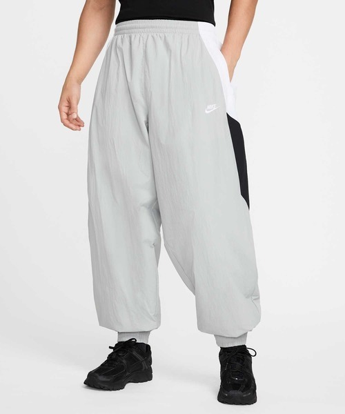 ナイキ(NIKE) ナイキ クラブ メンズ オーバーサイズド ウーブン トラックパンツ