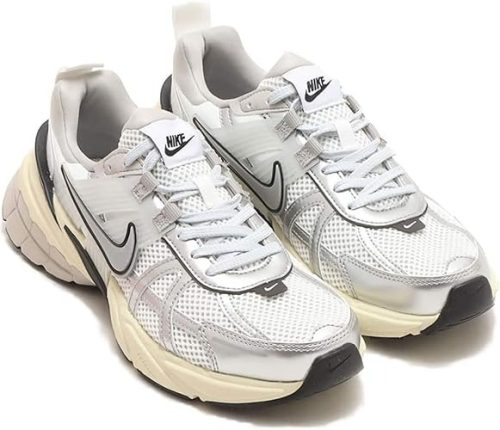 ナイキ(NIKE) W V2K RUN