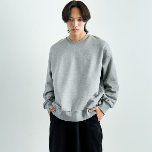 タトラス(TATRAS) 別注 FITART ブランドロゴクルーネックスウェット