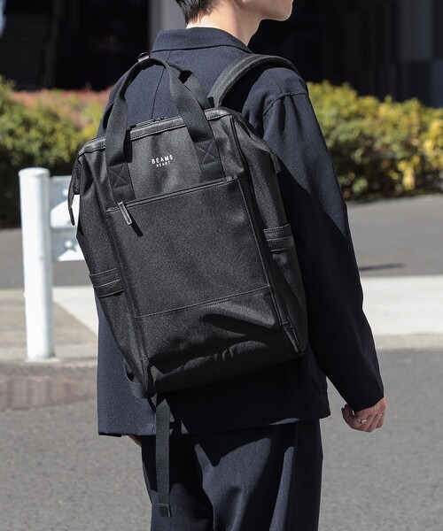 リュックサック(バックパック)のイメージ