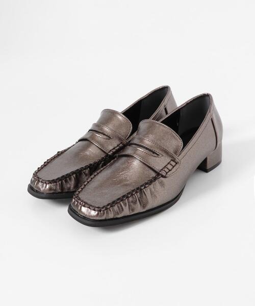 センスオブプレイス(SENSE OF PLACE) メタリックギャザーローファー