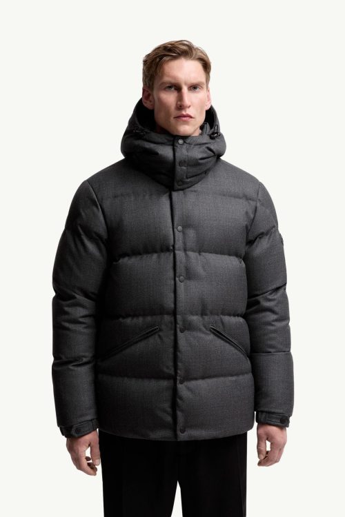 モンクレール(MONCLER) Eawy ショートダウンジャケット