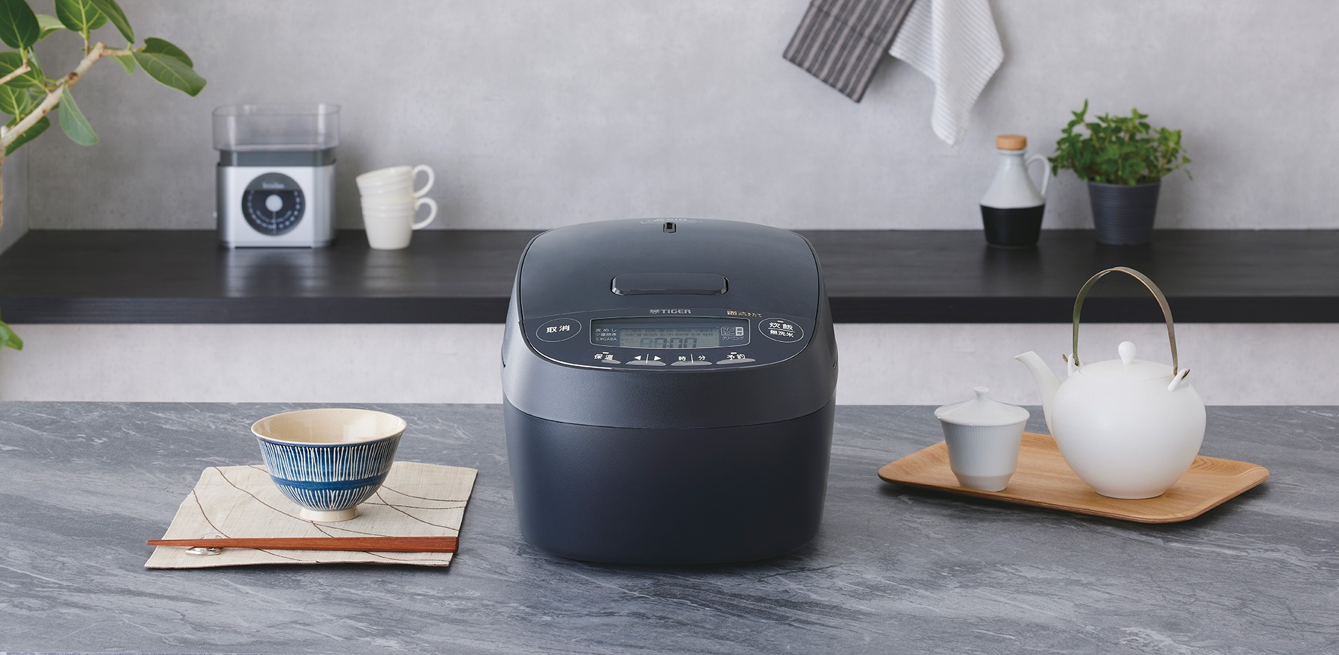 ふっくらおいしい TIGER マイコン炊飯ジャー 美品 19-55066_1.jpg