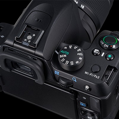 PENTAX - 初心者向け標準レンズ付き一眼レフ✨Wi-Fiでスマホに転送✨ペンタックス K-r Amazon | PENTAX デジタル一眼レフカメラ K-x レンズキット