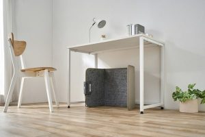 デスクヒーターのおすすめ10選。オフィスで足元をあたためられるモデルもご紹介
