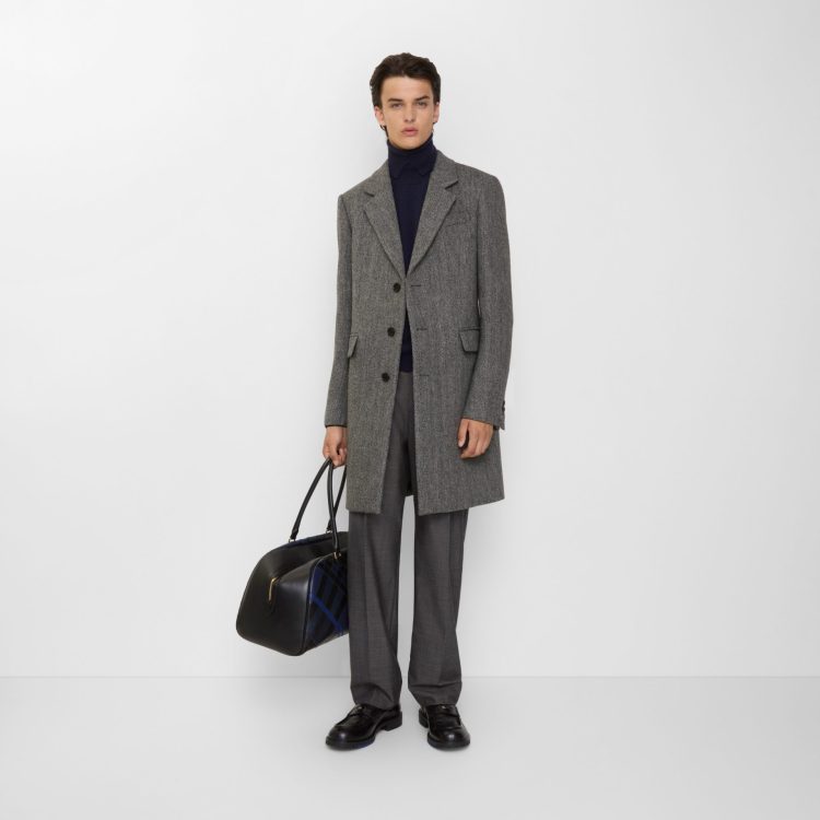 チェスターコートのイメージ