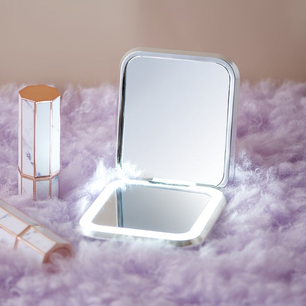 メイク雑貨のイメージ