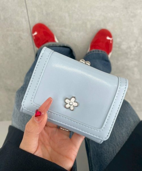 ウィゴー(WEGO) フラワーガマ口ウォレット