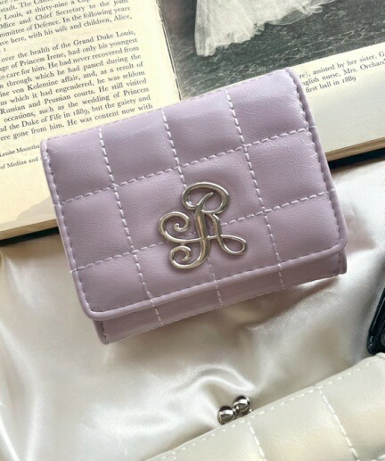 ウィゴー(WEGO) イニシャルパーツキルティングガマ口ウォレット