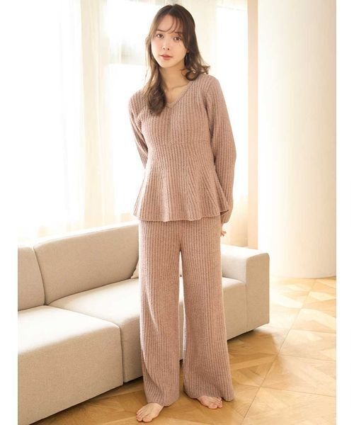 スナイデル ホーム(SNIDEL HOME) ペプラムニットセットアップ