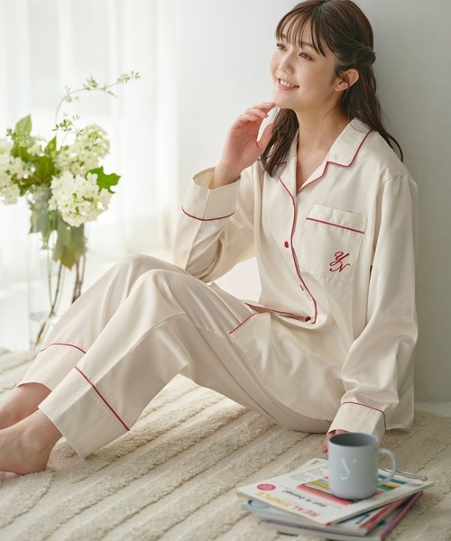 ランジェリーバイジーラ(Lingerie by GeeRA) 裏起毛サテンパジャマ